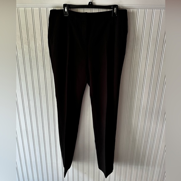 Chicos So Slimming Black Slack’s, size 2 R - Picture 11 of 12